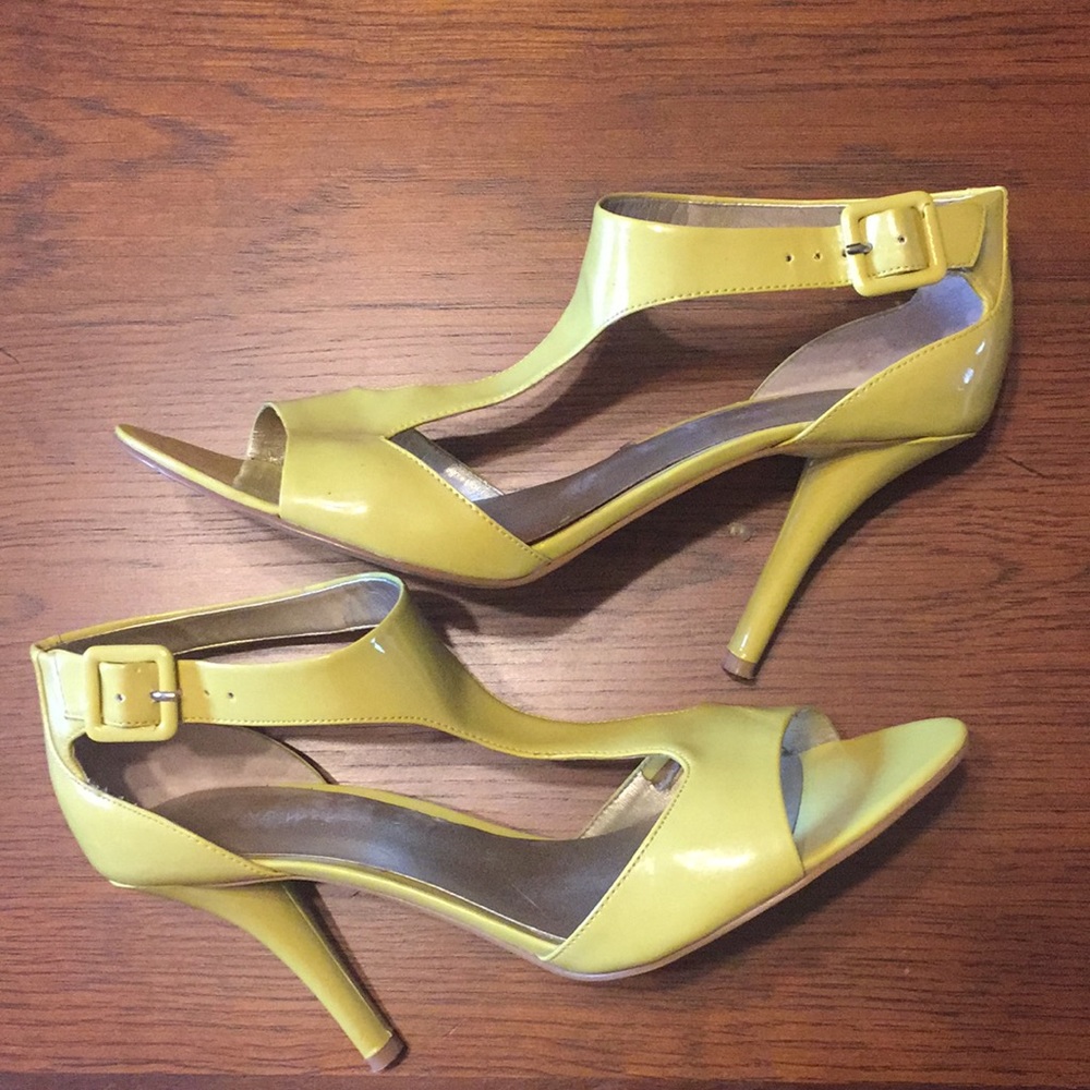 Gorgeous lime green Nine West Stiletto Sandals